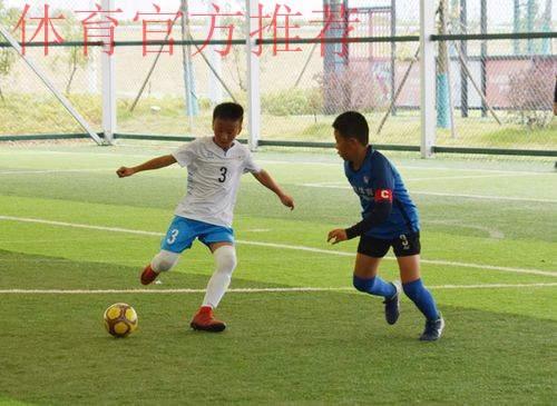 层林尽染湘江岸 “百舸”争流奋拼搏——2018“我爱足球”中国足球民间争霸赛南二赛区圆满结束 层林尽染湘江岸 “百舸”争流奋拼搏——2018“我爱足球”中国足球民间争霸赛南二赛区圆满结束